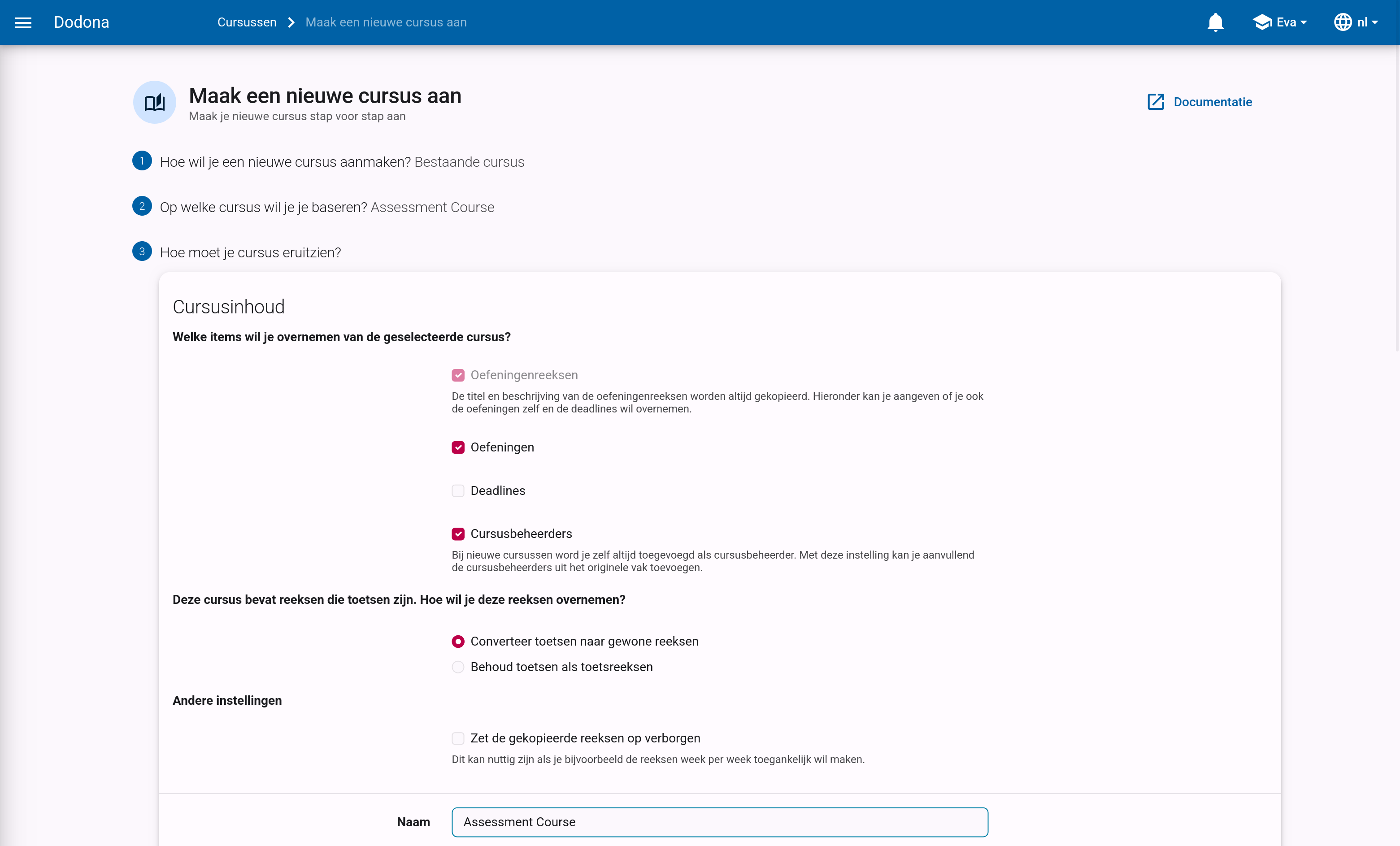 Opties voor welke elementen over te nemen van de gekozen cursus: oefeningen, deadlines, beheerders en standaardzichtbaarheid van reeksen