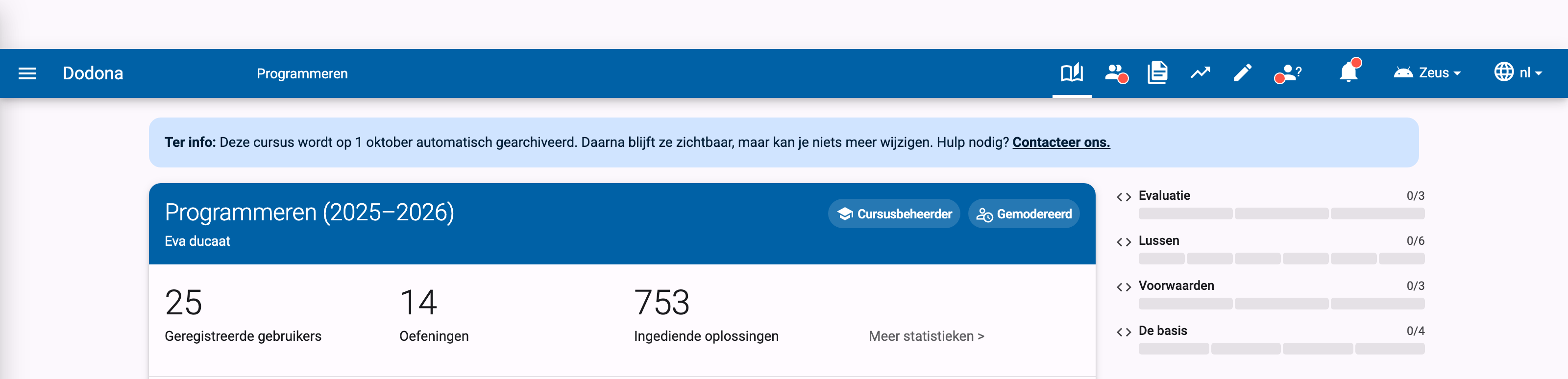 Cursusnavigatiebalk met het icoontje voor inzendingen, boven de cursuskaart met de statistiek "Ingediende oplossingen"