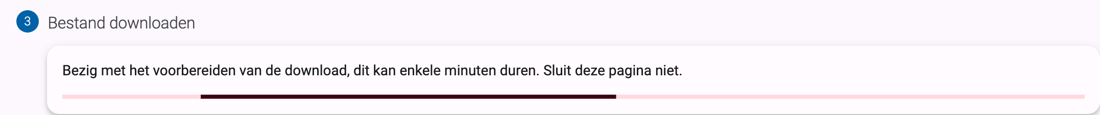 Exporteerwizard stap 3 met het voortgangsbericht "oplossingen aan het voorbereiden om te downloaden"